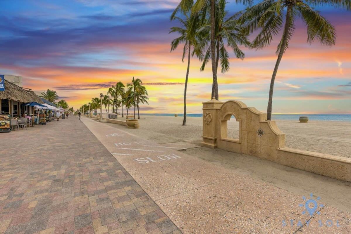 Best Stay - Rooftop Pool - Hollywood Beach Board - Walk Экстерьер фото